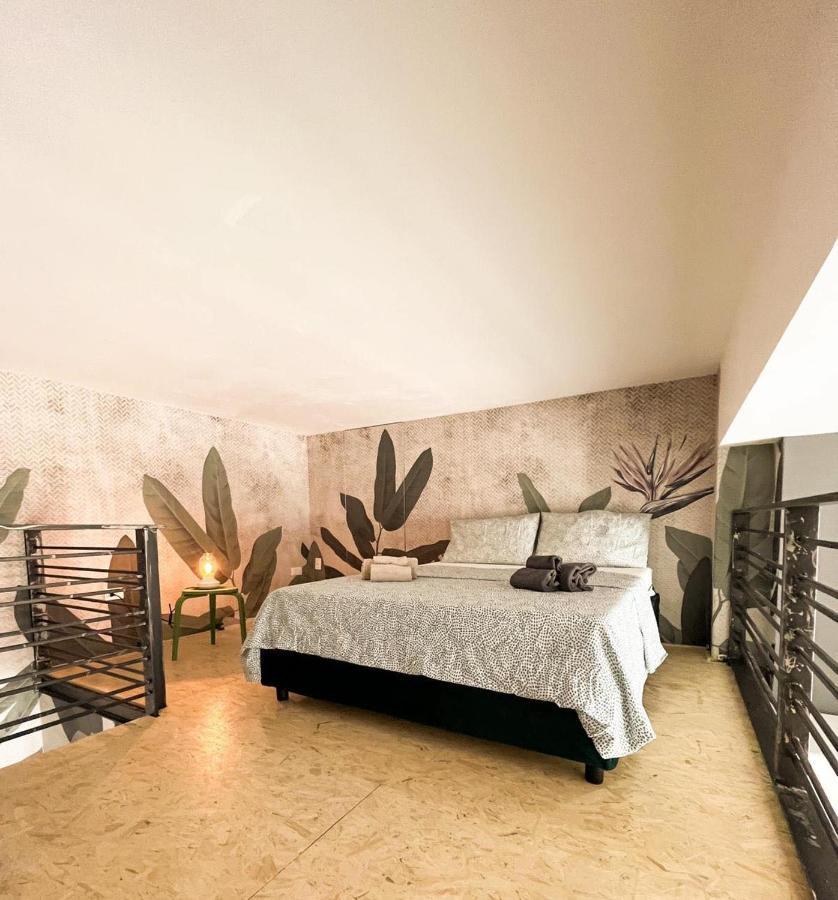 27 Apartment